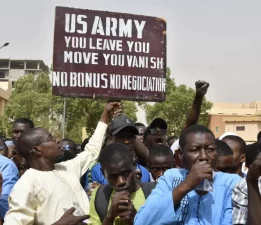 Amerikan askerlerine Nijer şoku