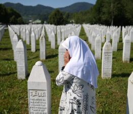 11 Temmuz BM Bosna Soykırımı günü oldu